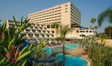 St Raphael Resort, 1, karpaten.ro